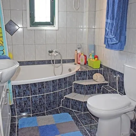 Case de vacanță Riverside Family House