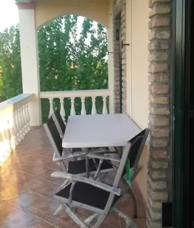 Holiday home Riverside Family House