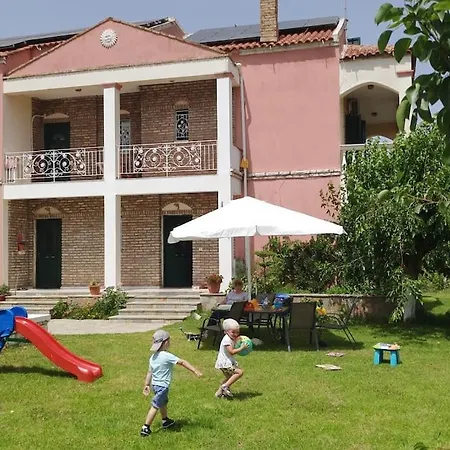 Holiday home Riverside Family House *